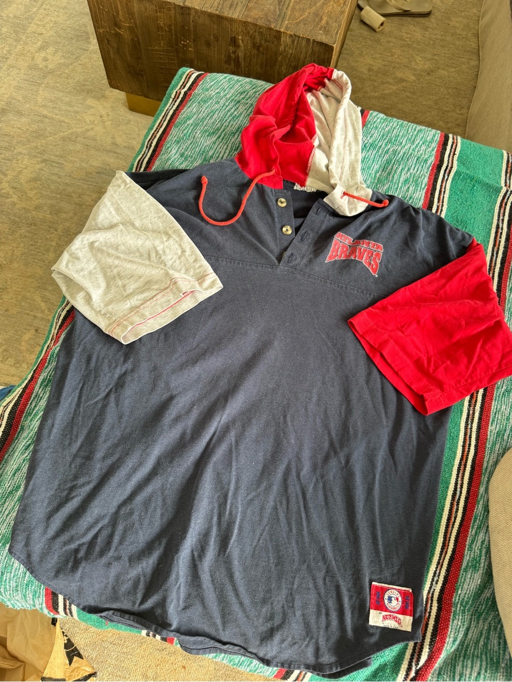 Vintage Atlanta Braves Colorblock Hooded Short Sleeve Tee - Navy/Red/Grey